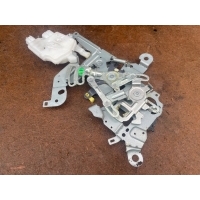 Замок двери задней правой Mazda 5 1 2005
