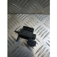 Клапан воздушный Audi A4 B5 рестайлинг 1997-2001 1999 037906283A