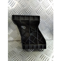 Крепление бампера Audi A8 1994-1998 1998 4D0807571