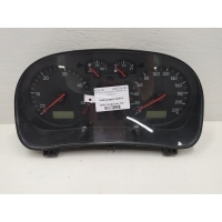 Щиток приборов (приборная панель) Volkswagen Golf-4 2000 1J0920805E