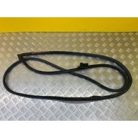Уплотнитель двери передней левой Toyota Land Cruiser Prado 120 (2002-2009) Внедорожник 2008 6786260120