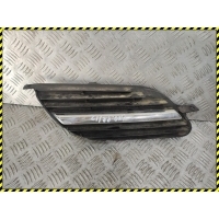 Решетка радиатора Nissan Almera Tino 1999