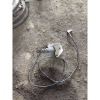 Датчик положения кузова Mercedes E W211 2004 A0105427617