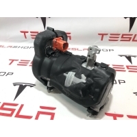 Компрессор кондиционера Tesla Model 3 2022 1569594-00-A,1502213-00-C,1501256-98-M,1916726-00-C