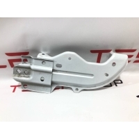 Кронштейн Tesla Model 3 2022 1100382-S0-A,1092304-00-B