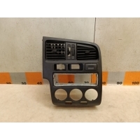 Рамка магнитолы Nissan Primera P11 1998