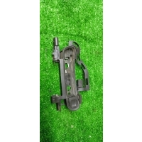 кронштейн ручки Audi Allroad quattro 2005-2012 4F0837886E