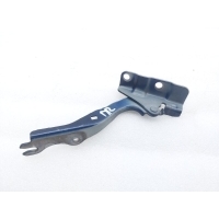 Петля капота Mazda CX-5 KE 2011 KD5352410A, KD53-52-410A