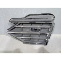 Решетка в бампер правая Volkswagen Touareg CR 7608536629B9