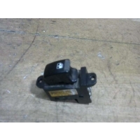 Кнопки стеклоподьемников Kia Rio 2 2005 93578-2D000,93581-1G000,621W03620