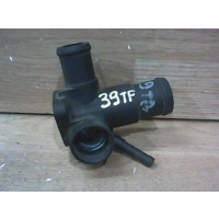 Фланец (тройник) системы охлаждения Volkswagen Golf - 3 поколение (1991-1998) 1994 068121133AE