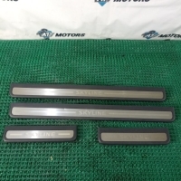 накладка на порог Nissan Skyline V36 2006 769B0JK000, 769B2JK000