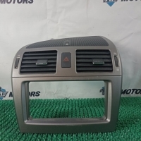Рамка магнитолы Toyota Avensis ZRT272 2011 55405-05220, 55670-05140