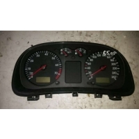 Щиток приборов (приборная панель) Volkswagen Golf 4 2000