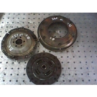 Комплект сцепления Volkswagen Golf - 4 поколение (1997-2006) 2002 027 105 273d