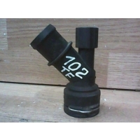 Фланец (тройник) системы охлаждения Volkswagen Golf - 4 поколение (1997-2006) 2005 1j0121619A