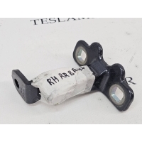 Петля двери задней верхняя правая Tesla Model Y 2022 1497498-00,1626079-00