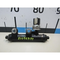 Рейка топливная (рампа) Land Rover S-TYPE (1999 - 2008) 1357062