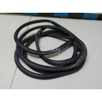 Уплотнитель двери Land Rover Freelander 2 (2007 - 2014) LR030288