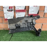 Подставка под аккумулятор Audi A3 3 5Q0915321H