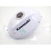 Бачёк топлива бак kawasaki er6 09-12