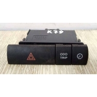 Кнопка аварийной сигнализации Toyota Prius 2 2008