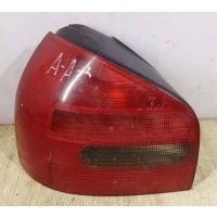 Фонарь задний левый Audi A3 8L 1998 8L0945095A