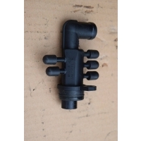 клапан воздушный Volvo 850 1997 6842446