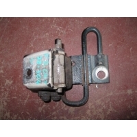 Петля двери передней правой нижняя Skoda Octavia (A4 1U-) 2000-2011 2006 4B0833412A