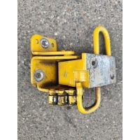 Петля двери передней левой Volkswagen Caddy 3 2013 1T0831411C