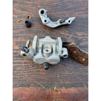Nissin суппорт переднего передний тормоза cr 125 / / 450 04-18