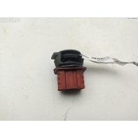 Кронштейн радиатора Mercedes W211 (E) 2003 2115040312