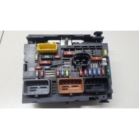 Блок предохранителей Citroen-Peugeot C5 (2008 - 2017) 9807028580