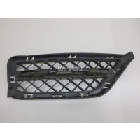 Решетка в бампер правая BMW X1 E84 (2009 - 2015) 51117303758