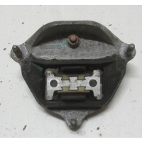 Audi a4 b8 подушка кпп 8k0399151