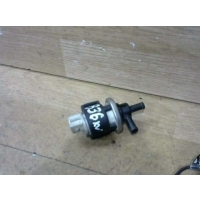 Клапан вентиляции топливного бака Audi 80 B4 1996 048133517A
