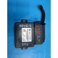 Блок управления парковочным тормозом Audi A6 (C6, 4F) 2005-2011 4F0907801A