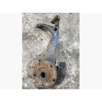 Ступица передняя правая Volkswagen Passat 2001 8D0407258P