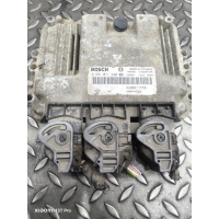 Блок управления двигателем Renault Master 2004 0281011940,8200311550