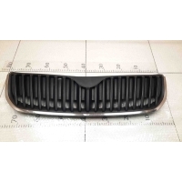 Решетка радиатора Skoda Superb 2008-2015 Трещина, смотреть 3T0853668A