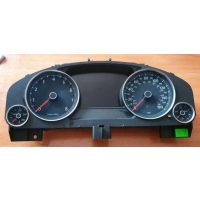 Щиток приборов (приборная панель) Volkswagen Touareg 2 2011 7P6920980,7P6920980M