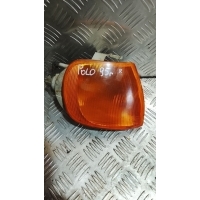 Поворотник правый Volkswagen Polo 3 1995