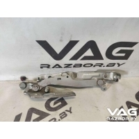 Петля крышки багажника Audi A6 C6 (S6,RS6) 2005 4F5827301D