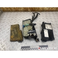 Блок предохранителей Ford Focus 2 2005 8688039,318789120,318789195,3M5T14A076AE,3M5T14A067BC,518804109,3M5T14A142AB,BP4K66767