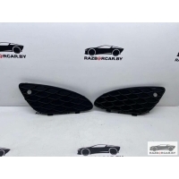 Заглушка (решетка) в бампер передний Mercedes E W211 2005 A2118850353, A2118850253