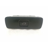 Кнопка открывания багажника Volvo XC40 XC40 32350330