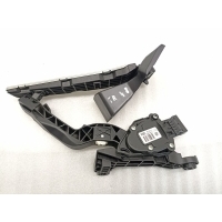 Педаль газа Kia Sorento XM DH32728L2100