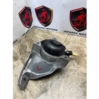 Подушка крепления КПП AUDI RSQ8 4M 2022 4M0399201H
