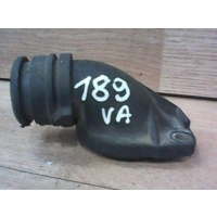 Фланец (тройник) системы охлаждения Volkswagen Golf - 3 поколение (1991-1998) 1996 037121121A