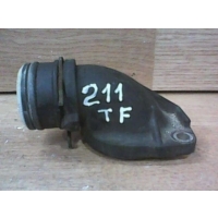 Фланец (тройник) системы охлаждения Volkswagen Sharan 1996 037121121A